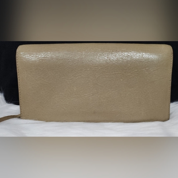 618. Pre-loved Balenciaga classic continental long leather wallet - Picture 2 of 7